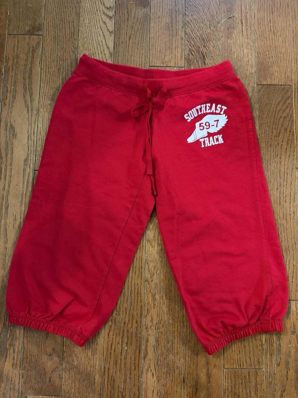 Y2K authentic 2000’s Derek Heart Southeast Track Graphic Capri Sweatpants